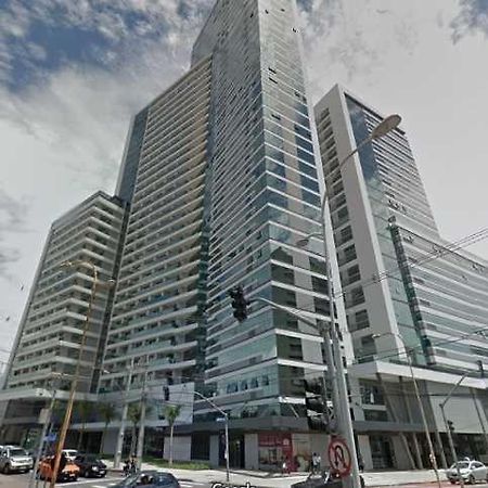 Estudio Moderno Com Linda Vista Para A Serra Куритиба Экстерьер фото