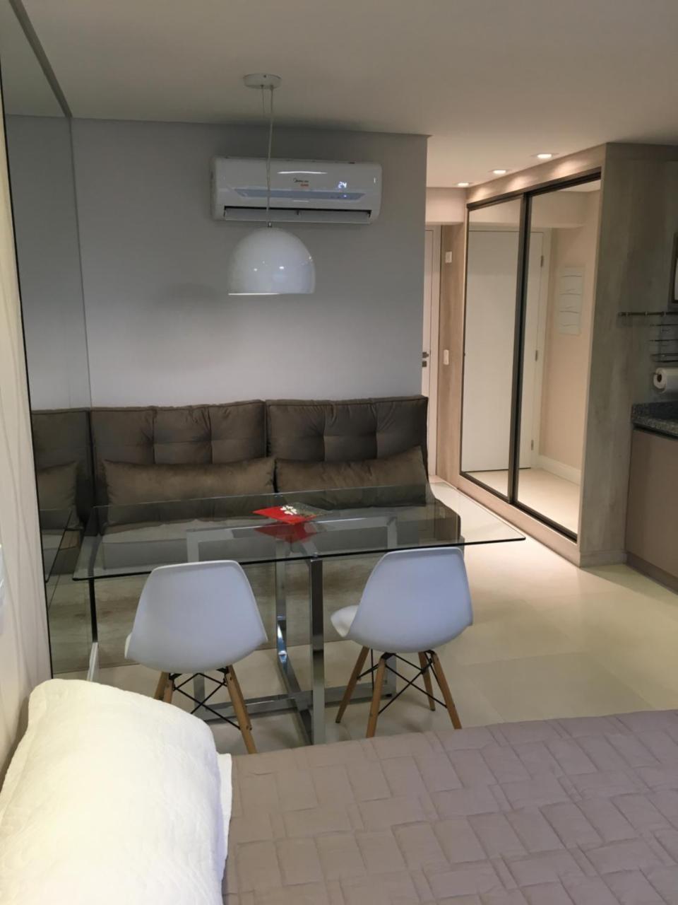 Estudio Moderno Com Linda Vista Para A Serra Куритиба Экстерьер фото
