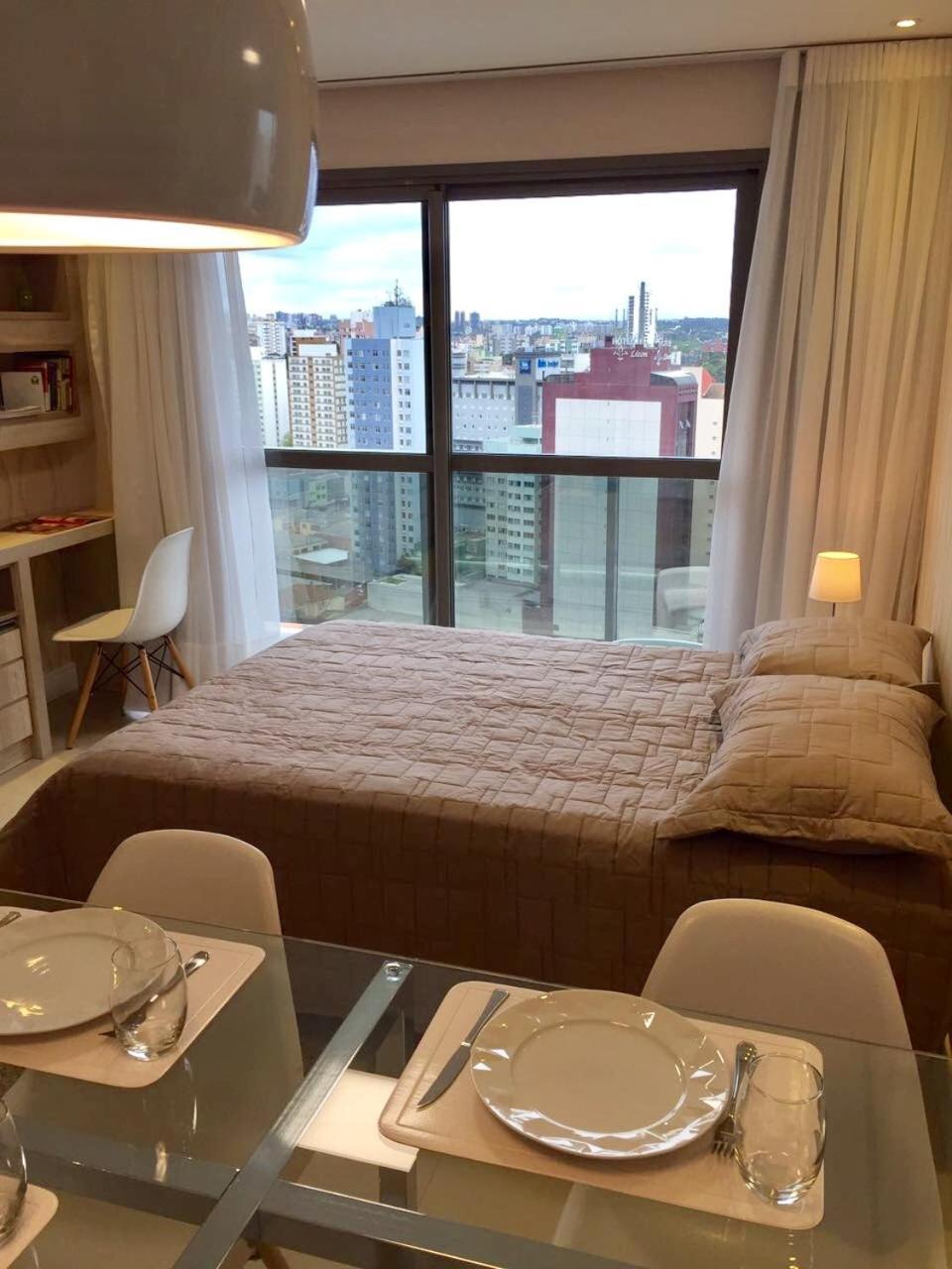 Estudio Moderno Com Linda Vista Para A Serra Куритиба Экстерьер фото