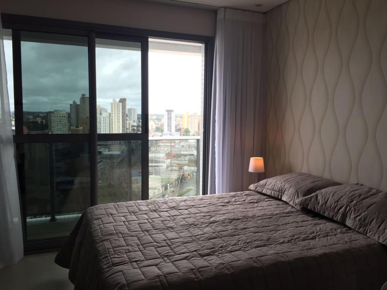 Estudio Moderno Com Linda Vista Para A Serra Куритиба Экстерьер фото